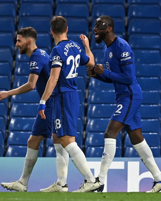 曹法尔：西汉姆缺少领袖；赖斯肯定会成为下一任英格兰队长