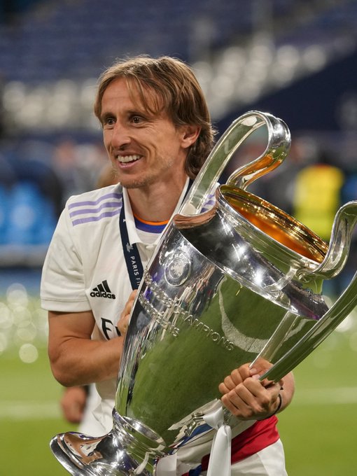 足球巴萨锋线双子星状态火热，联手贡献20球