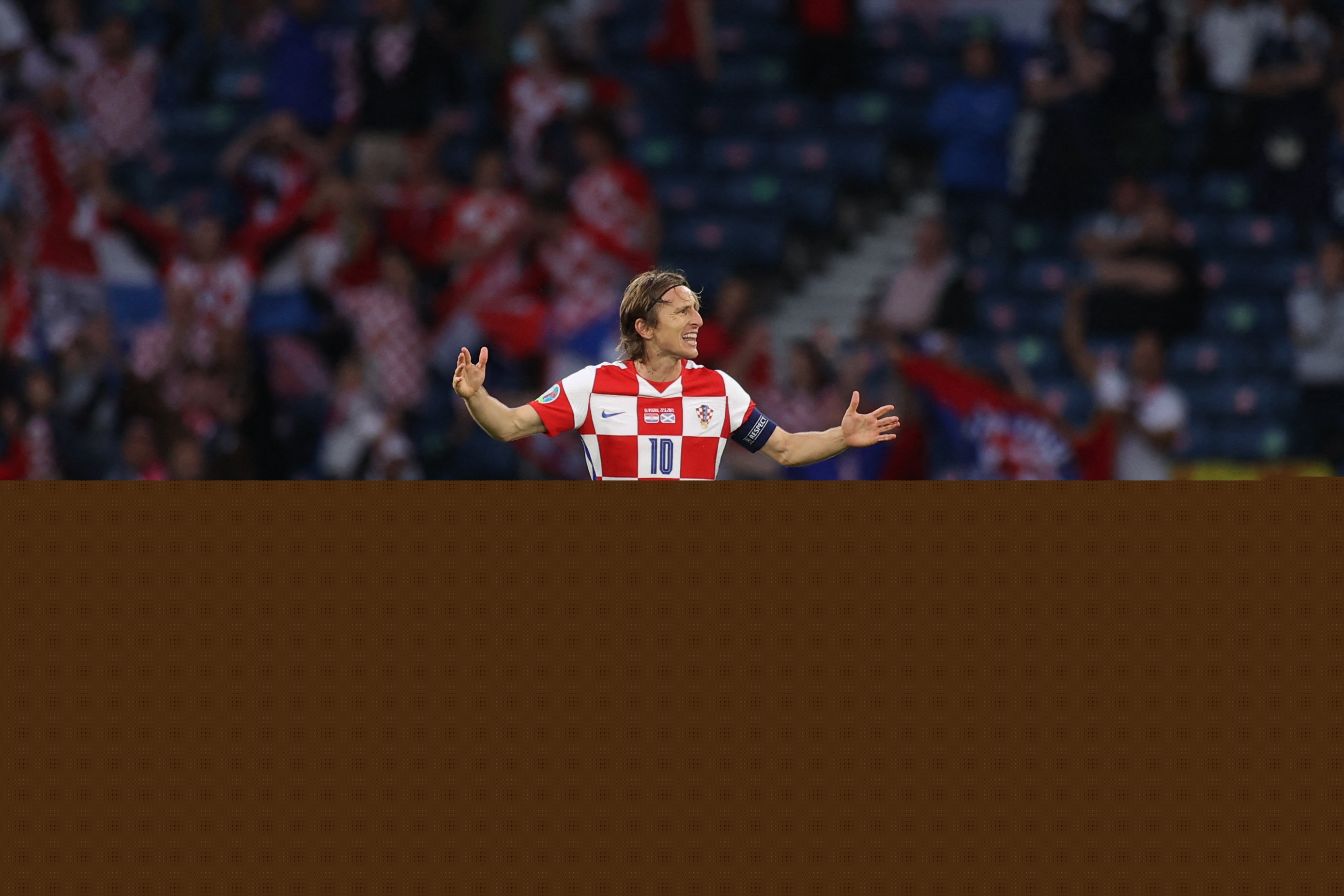 米体：圣地亚哥缺席合练；拉比奥、普利希奇状态良好有望首发