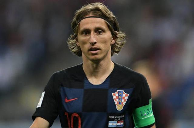 湖人vs马刺前瞻：湖人阵容齐整冲四强，一场定胜负悬念十足