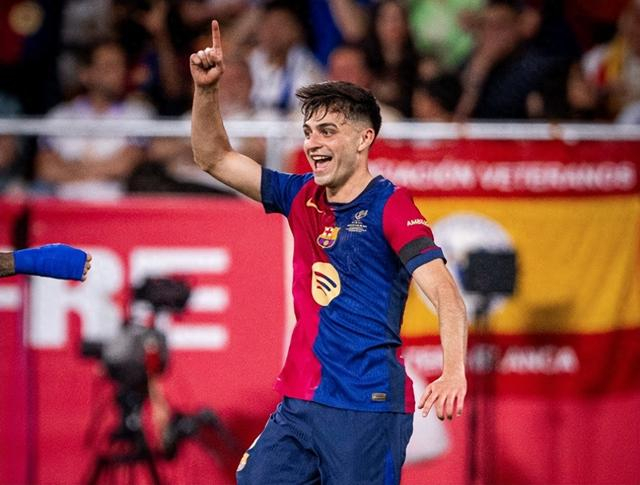 塔帅：我会联系温格但没那么频繁；每次听助威歌都起鸡皮疙瘩