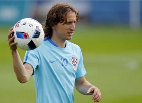 南美国家队历史射手榜全新发布！梅西114球领跑，效率仅次内马尔位居第二