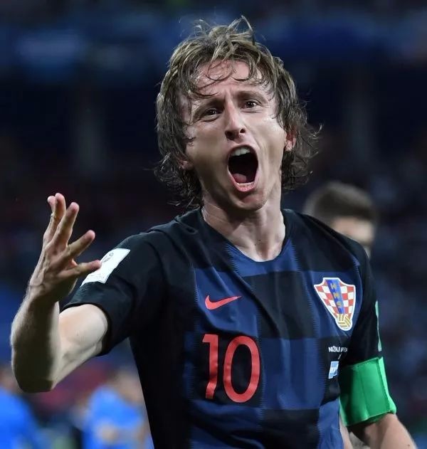 解锁新身份，美女球员艾丽莎-莱曼将成为米兰冬奥会火炬手