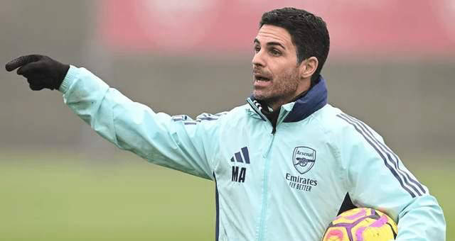 国脚赛后晒训练照，状态回暖